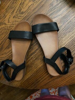 Women's Black Slide Sandals with Tan Footbed